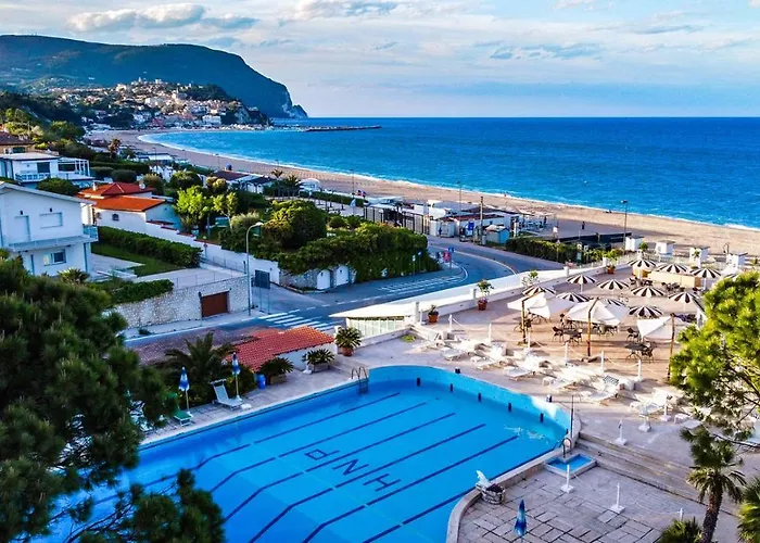 Numana PalaceAlbergo